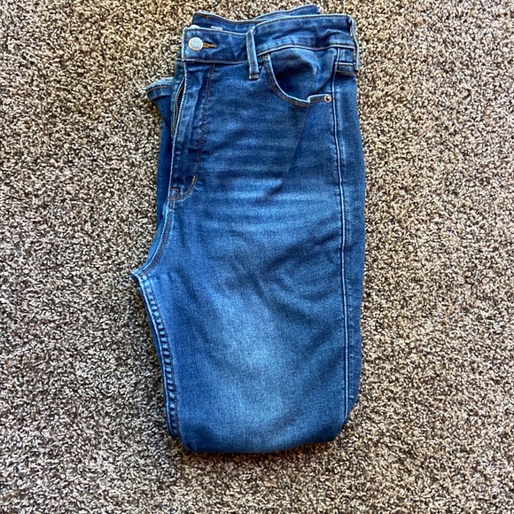 Old Navy Denim - Sky high rise jeans